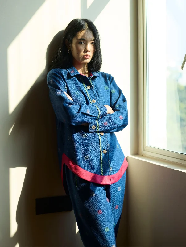 Ayat Jamdani Wool Shirt - Navy Graphic T-Shirt Round Neck Polyester