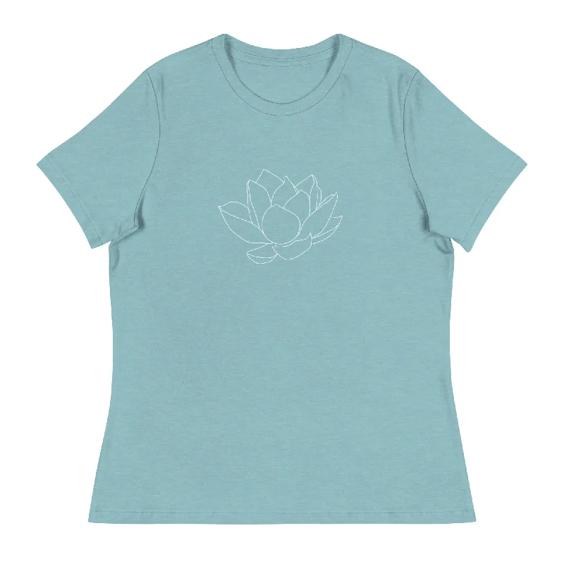 Water Lily Women's Relaxed T-Shirt Cozy Warm Stylish