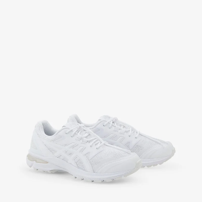 COMME des GARÇONS SHIRT × Asics Gel-Terrain White Front Pockets Side Pockets Patch Pockets