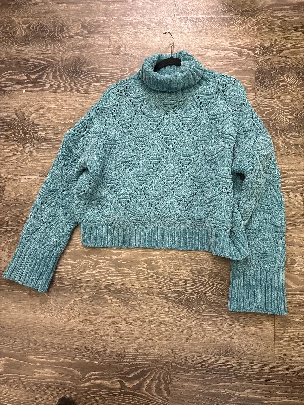 POL Crochet Turtleneck Sweater - medium Zippered Front Buttoned Front Snap Front