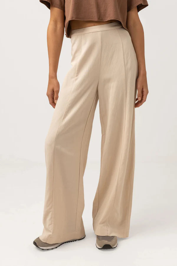 Whitehaven Wide Leg Pant Fashionable Sporty Pants