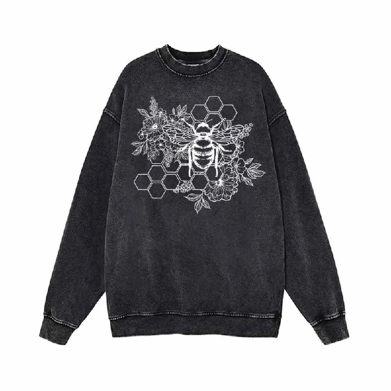 Bees Gathering Nectar Vintage Washed Sweatshirt Hoodie with Slit Hem Functional Movement
