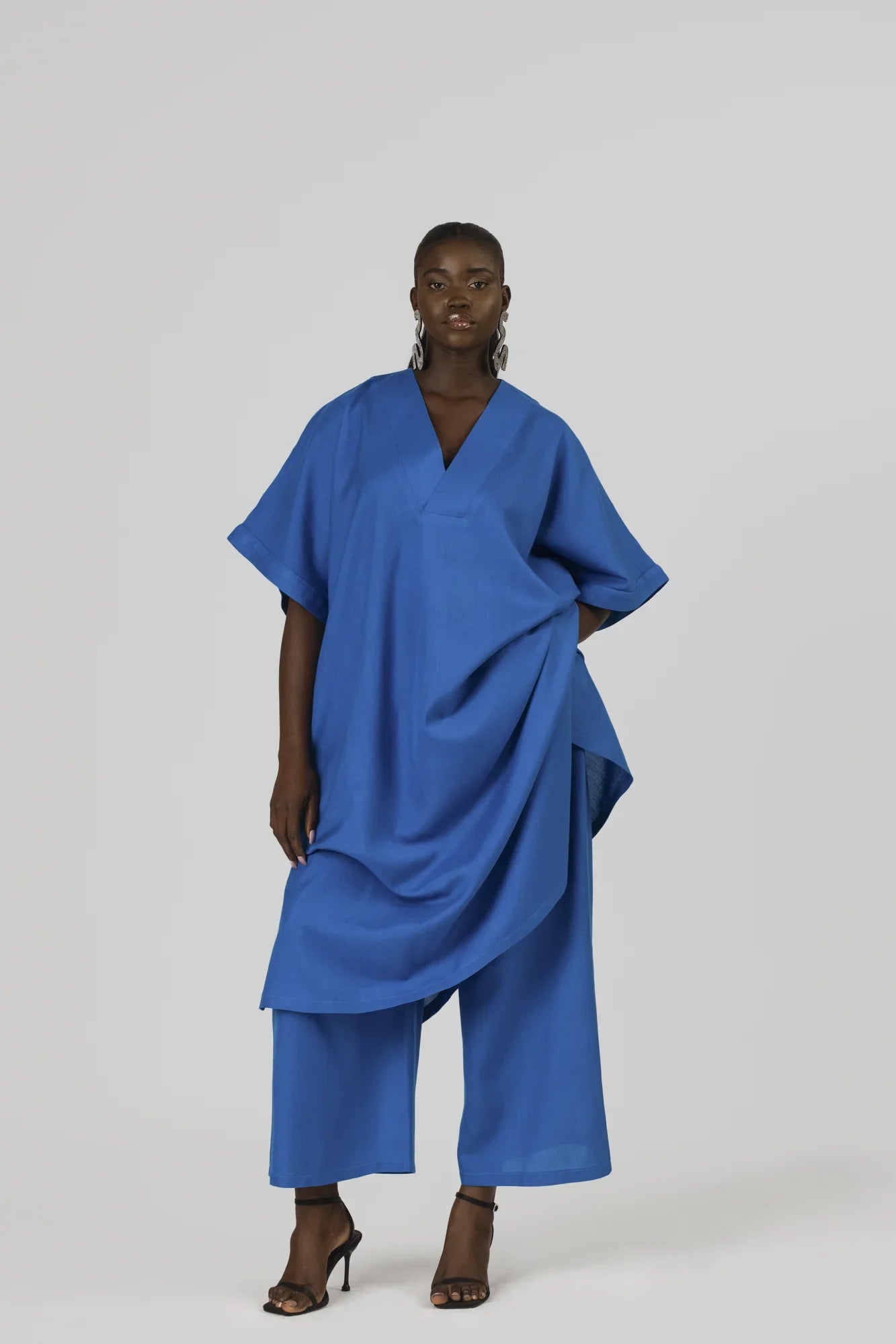 M.O.T Fleur set, V-neck kaftan & straight leg pants Comfortable Maternity Pants