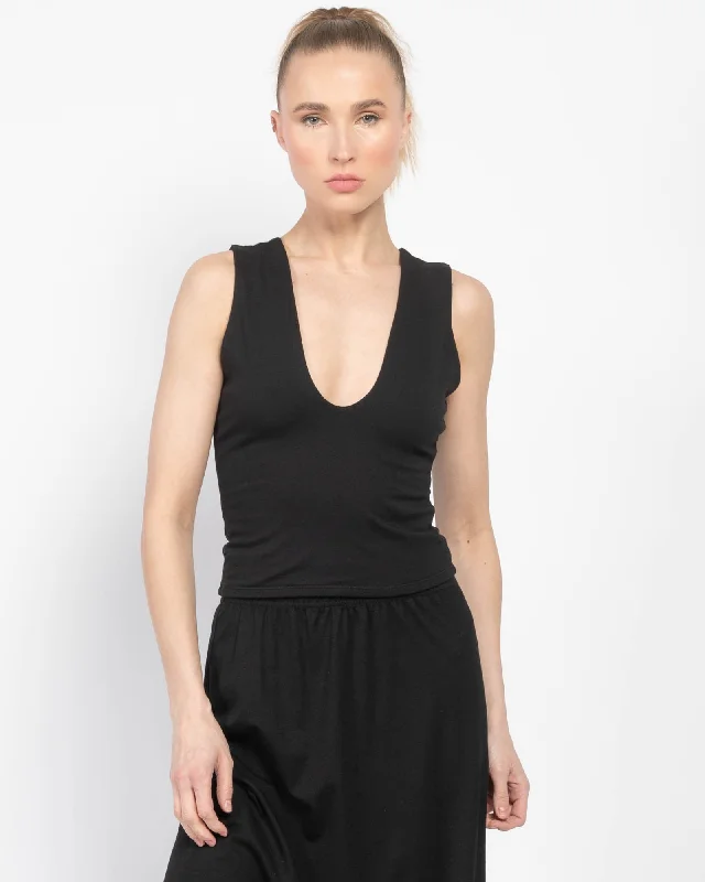 Blake Deep V Tank cherry red tank