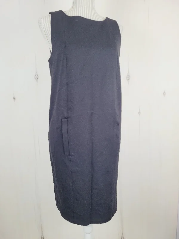 JOE FRESH THICK BLACK DRESS WITH POCKETS LADIES MEDIUM PRE-LOVED
