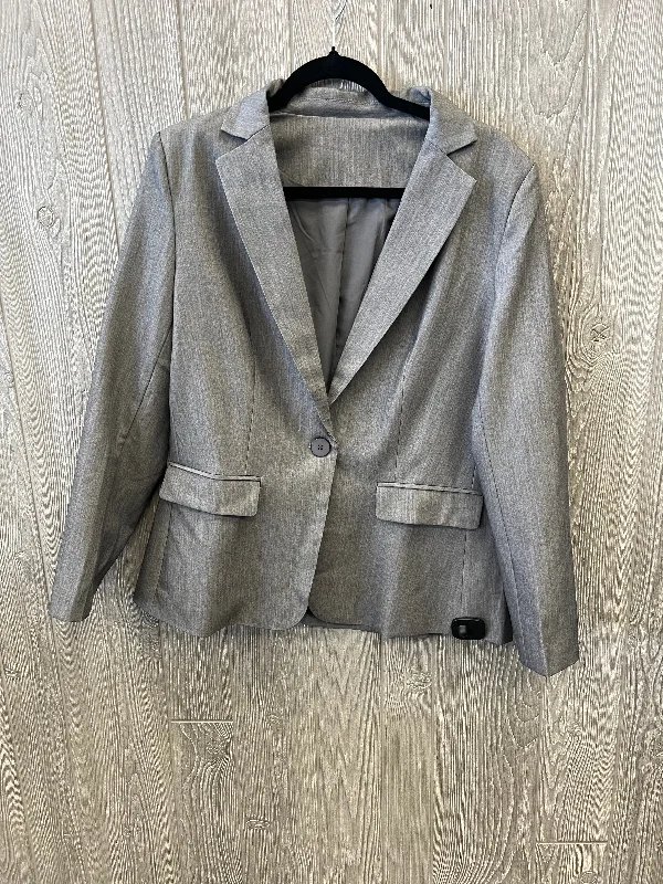 Blazer By Clothes Mentor In Grey, Size: L