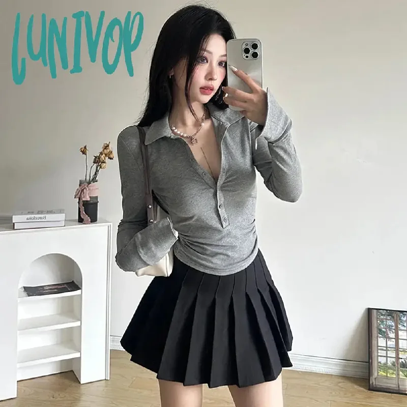 Lunivop Woman Sexy Crop Top Kawaii T-Shirts Chic Tees Elegant Crochet Vintage Top Daily Korean Single Breasted  Front Slit V Neck Knit