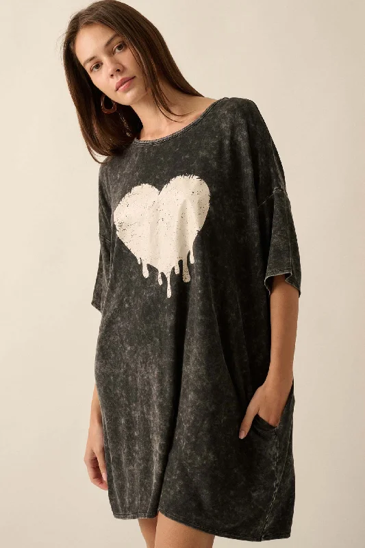 Melting Heart Vintage-Wash Graphic T-Shirt Dress