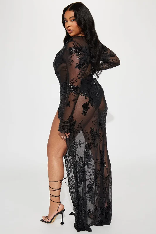 Glam Factor Sequin Maxi Dress - Black