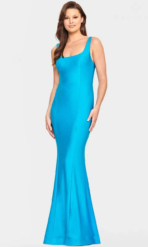 Faviana S10841 - Charmeuse Square Evening Dress Tunics Travel practical